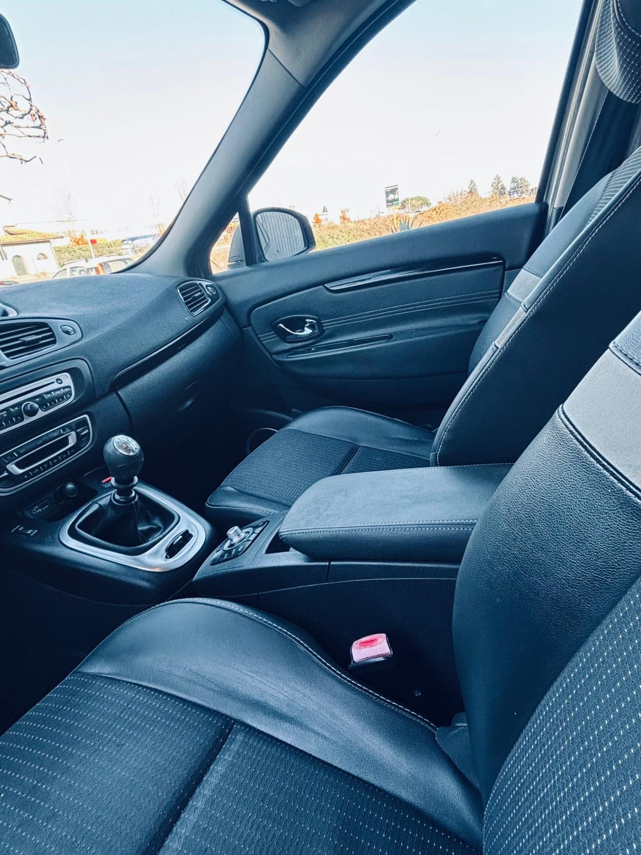 Renault Scenic Scénic XMod 1.6 dCi 130CV Start&Stop luxe