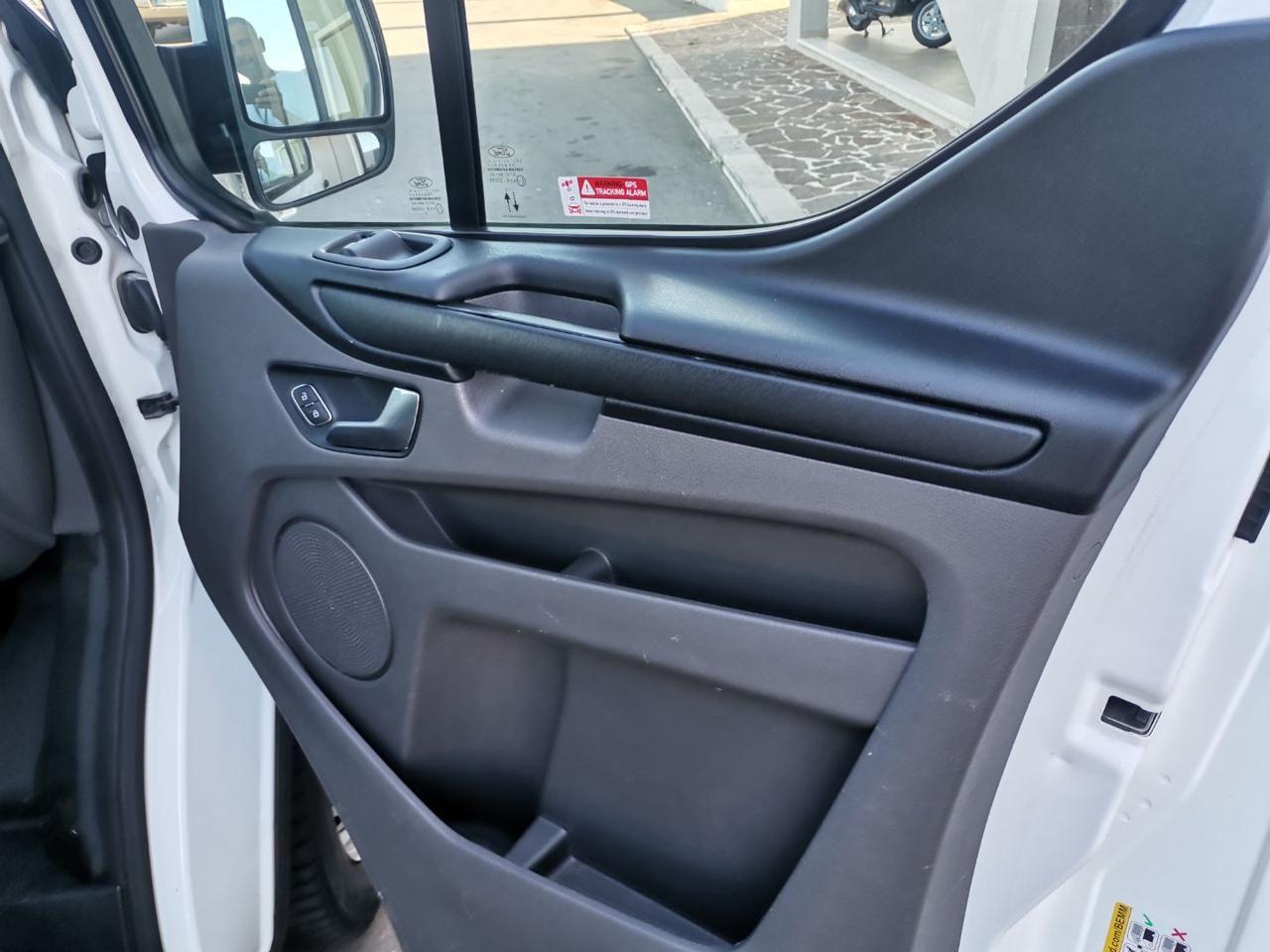 Ford Transit Custom 300 2.0 EcoBlue PC Furgone Entry