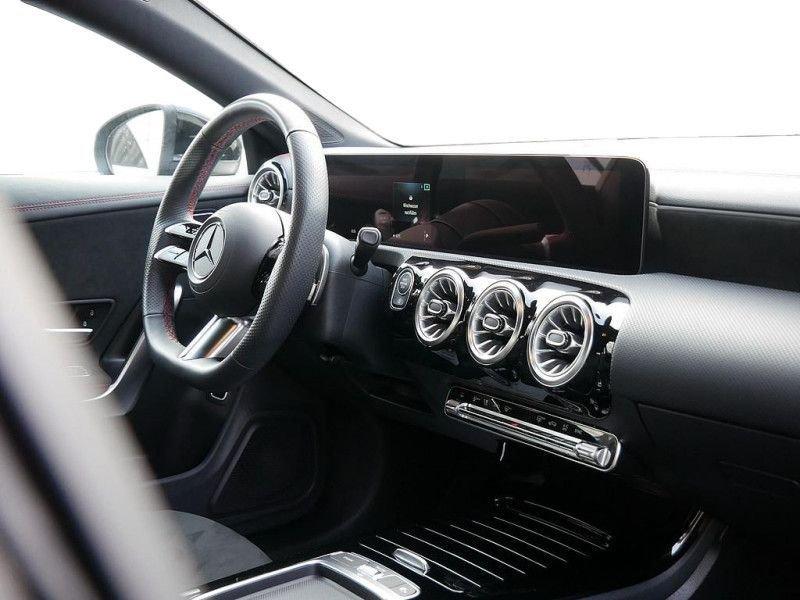 Mercedes-Benz CLA S.Brake CLA 220 d Automatic Shooting Brake AMG Line Advanced Plus