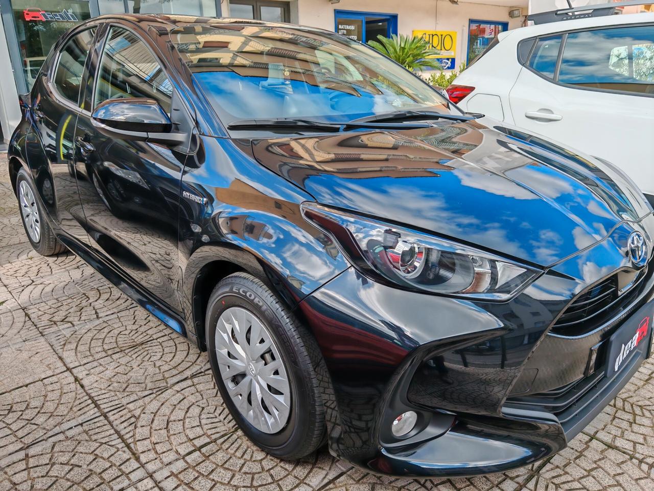 Toyota Yaris 1.5 Hybrid 5 porte Business