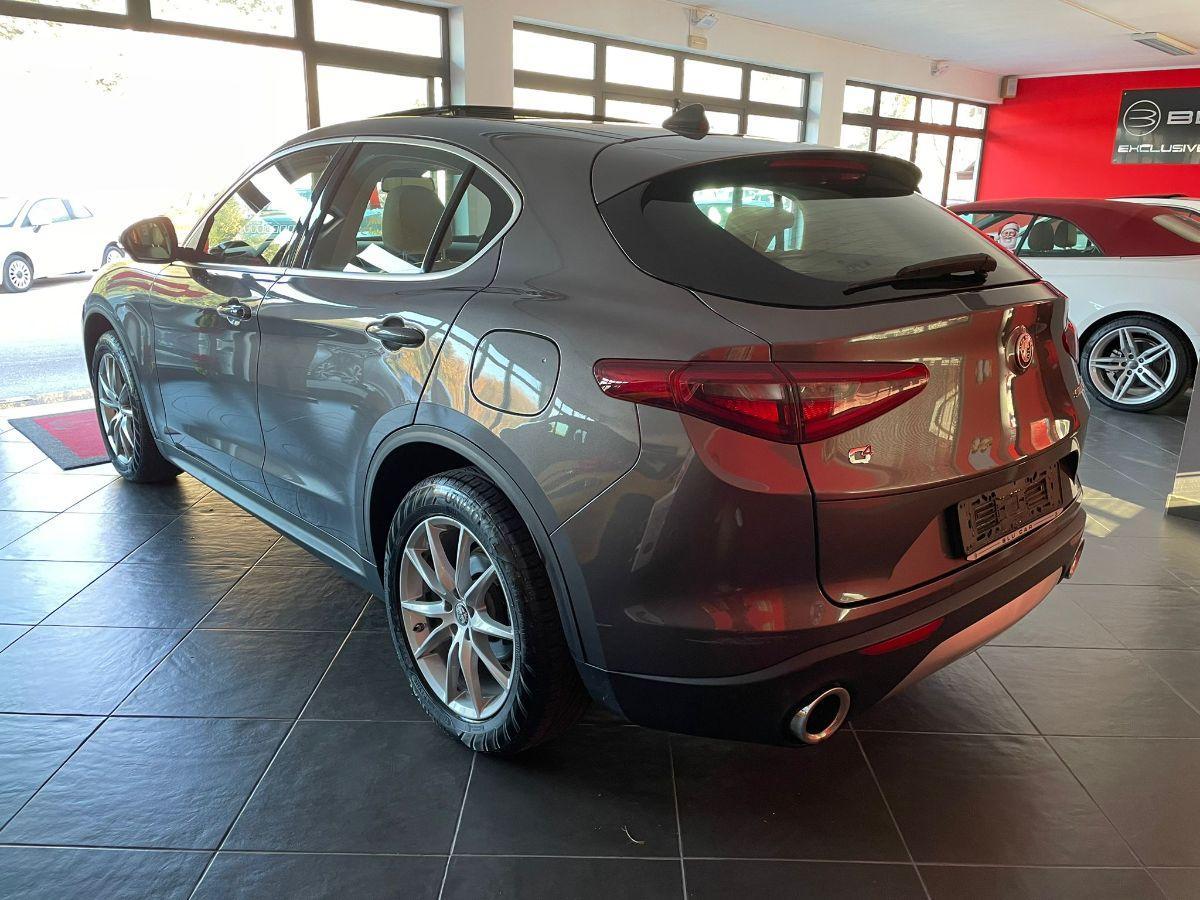 ALFA ROMEO - Stelvio - 2.2 T.diesel 180 CV AT8 Q4 Exec.