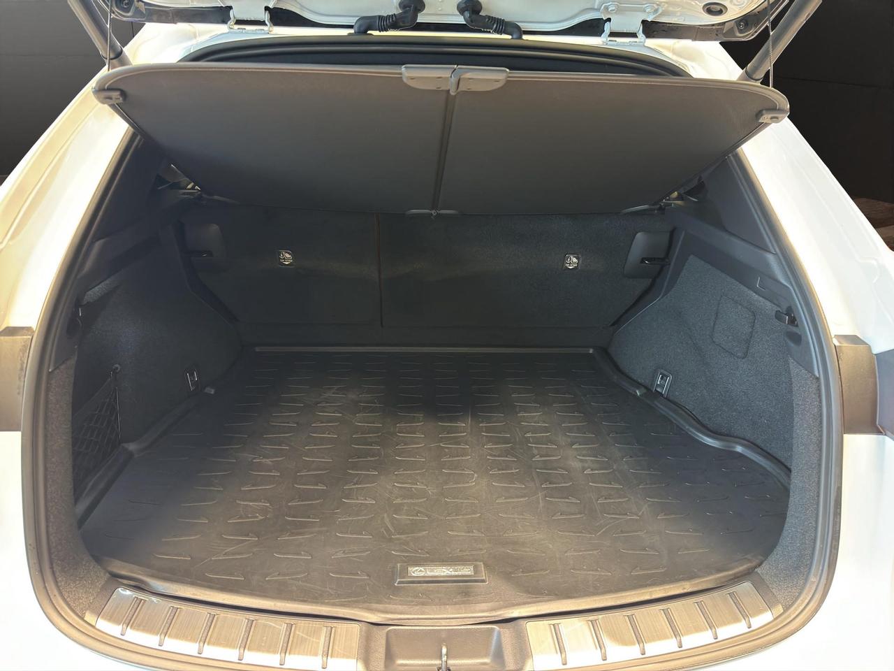 Lexus NX 350h 2.5 F-Sport 4wd 244cv e-cvt