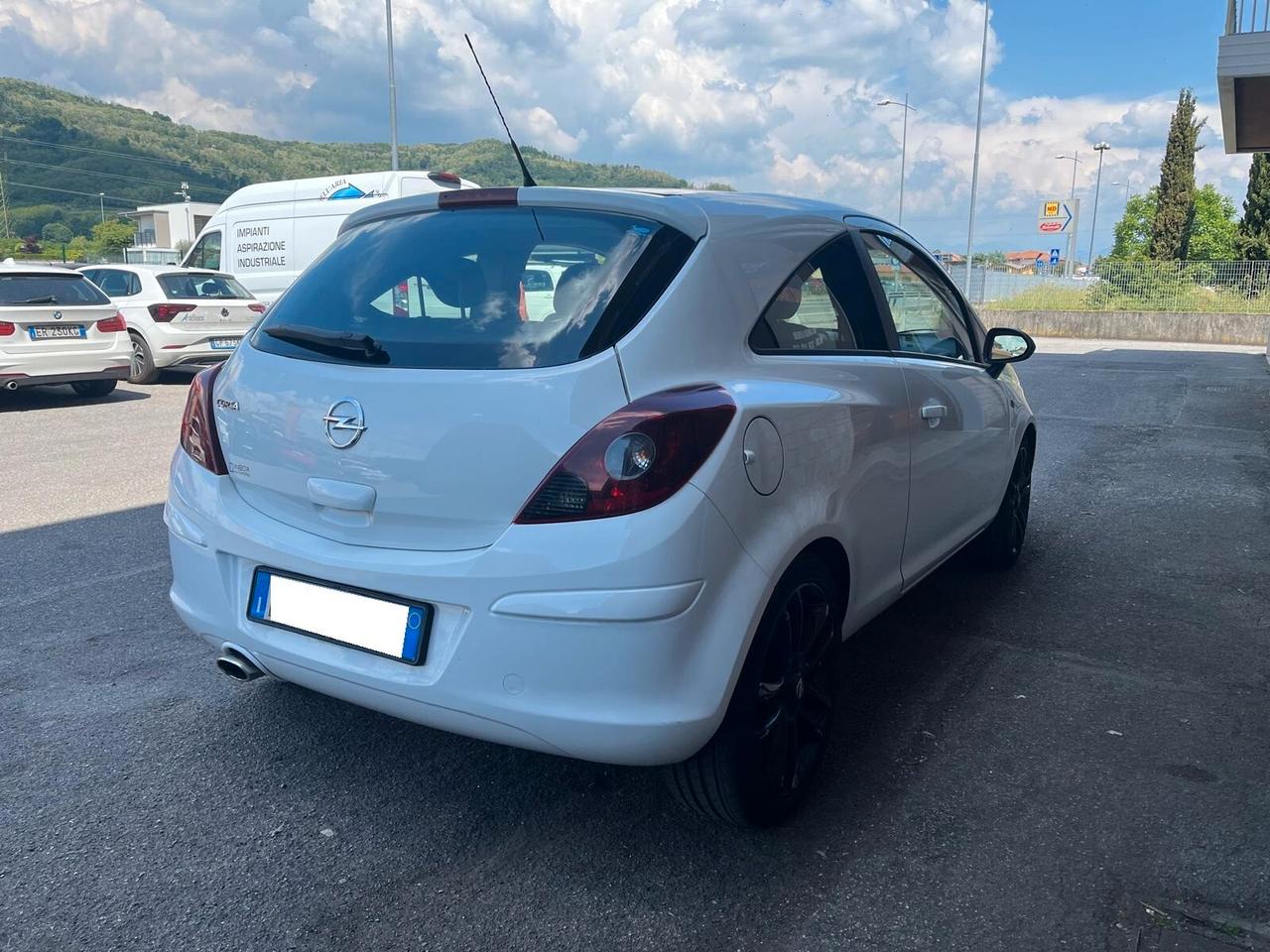 Opel Corsa Corsa 3p 1.2 b-Color - NEOPATENATO OK