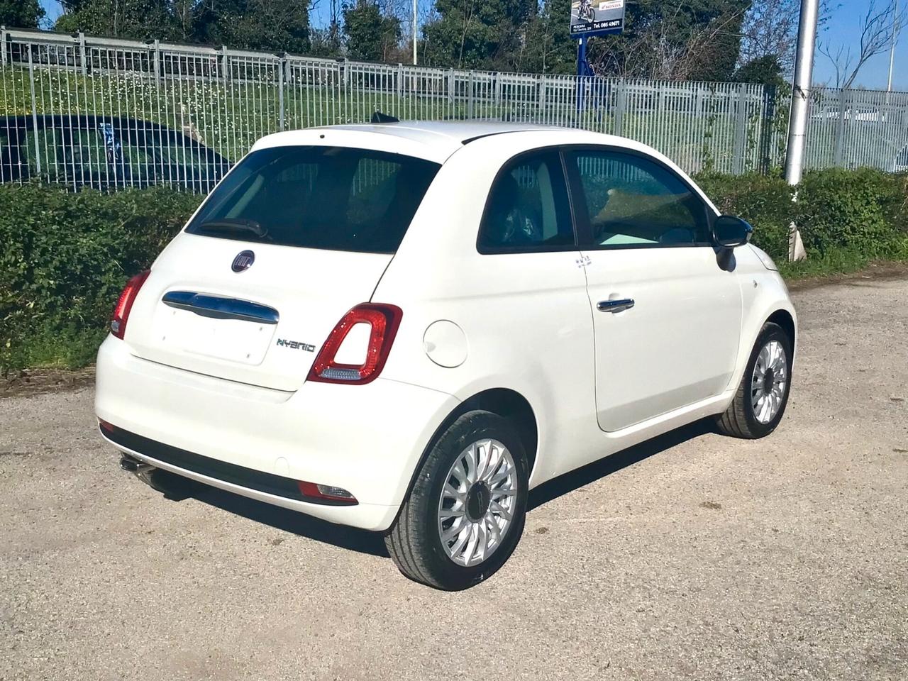 Fiat 500 1.0 Hybrid lounge KM 0