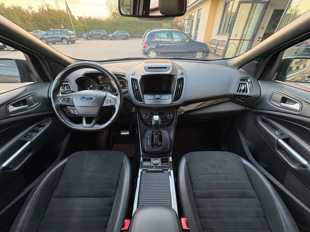 FORD KUGA 2.0 TDCI TAGLIANDI FORD SI A NEOPATENTATI