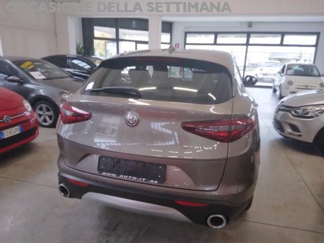 ALFA ROMEO Stelvio 2.2 Turbodiesel 160 CV AT8 RWD Business