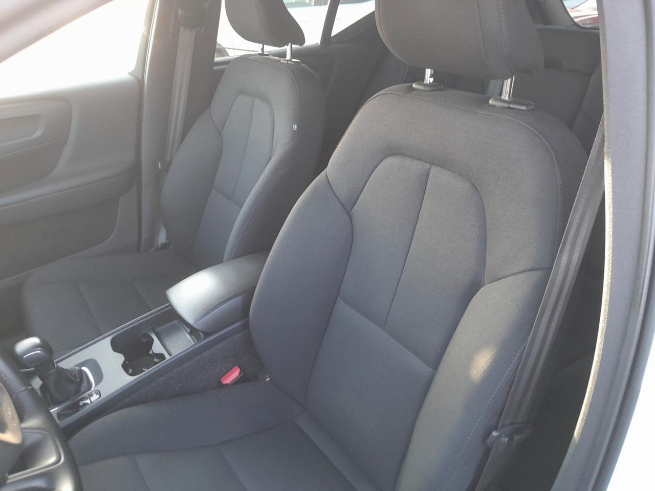 VOLVO XC40 D3 BUSINESS 150CV