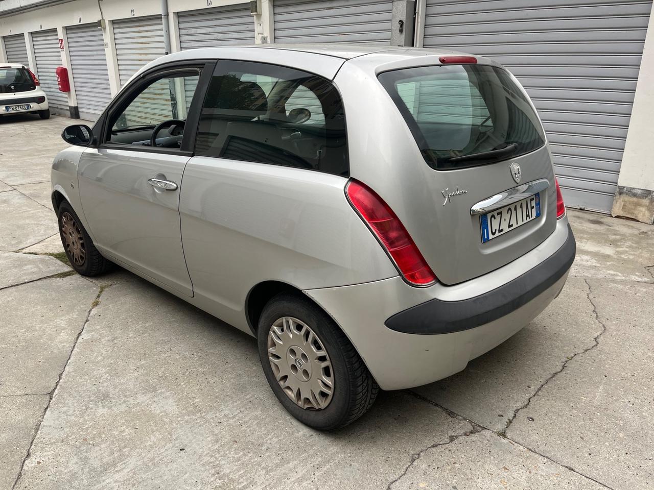 Lancia Ypsilon 1.2 OK NEOPATENTATI