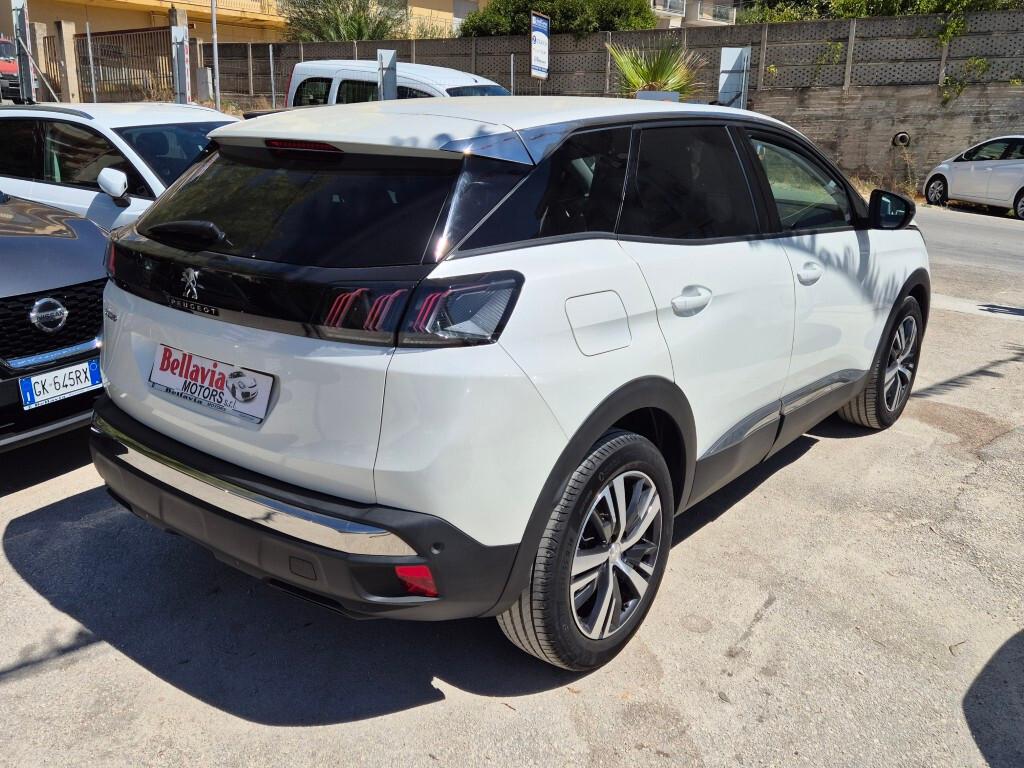 Peugeot 3008 BlueHDi 130CV EAT8 ALLURE 36.000km