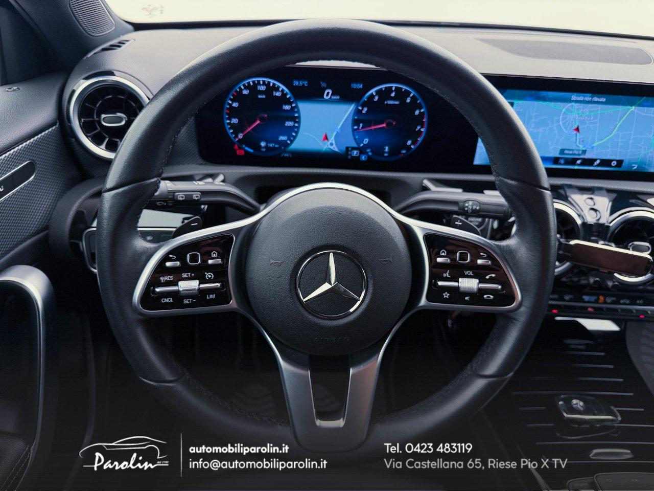 Mercedes A 200 Sport 7G-DCT Park-Display10.25''-Sedili riscaldabili