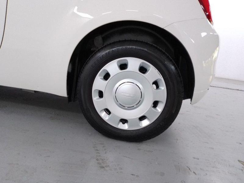 FIAT 500C 1.0 hybrid 70cv