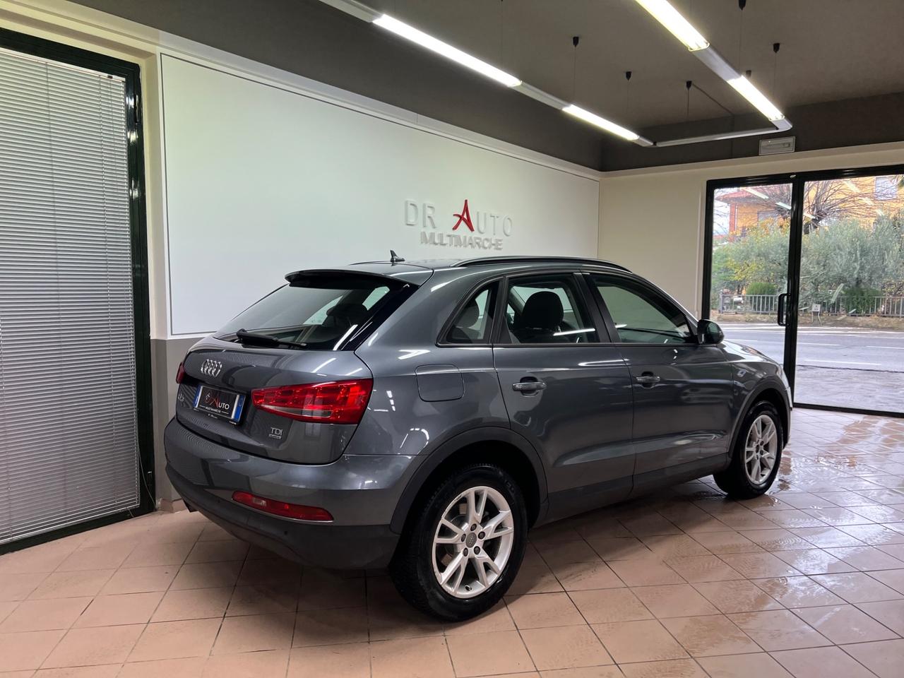 Audi Q3 2.0 TDI quattro S tronic Business Plus