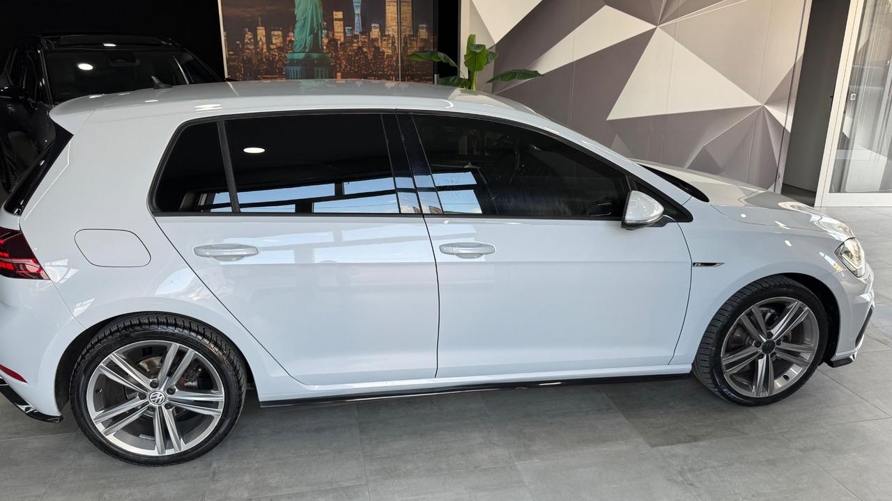 Volkswagen Golf 1.6 TDI 116 CV R-Line-2017