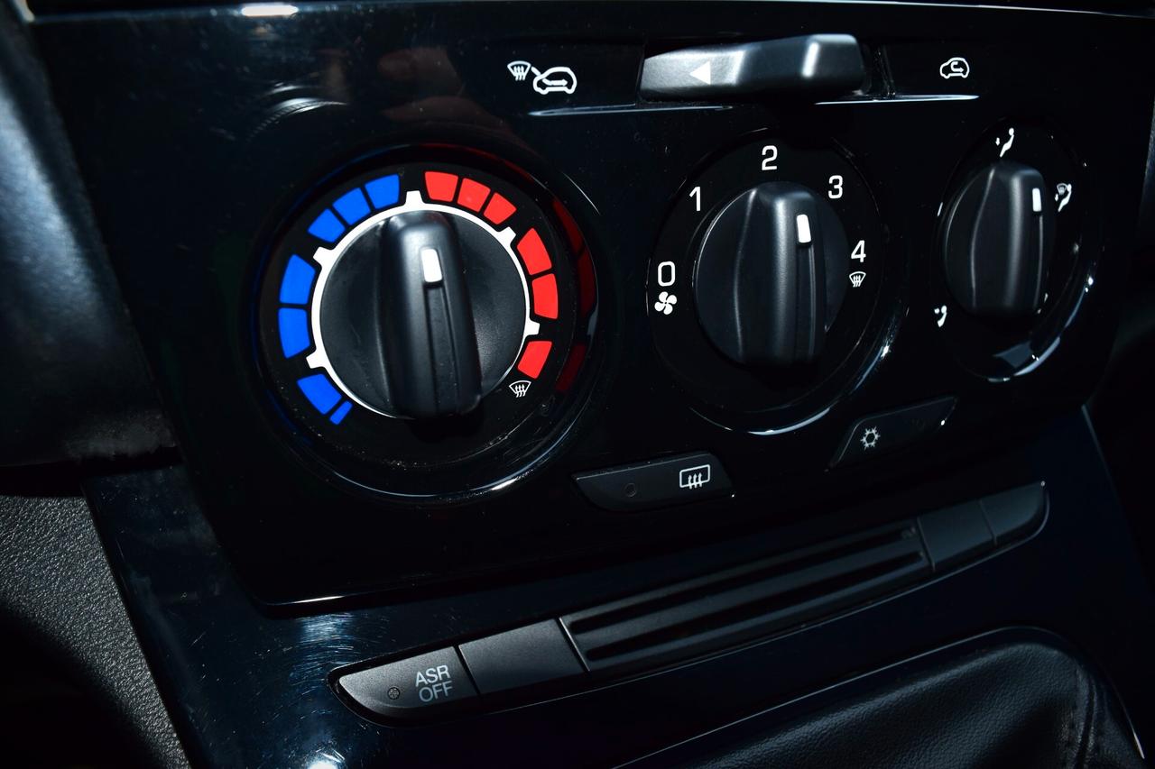 Lancia Ypsilon 1.0 Firefly Hybrid 70 cv Gold