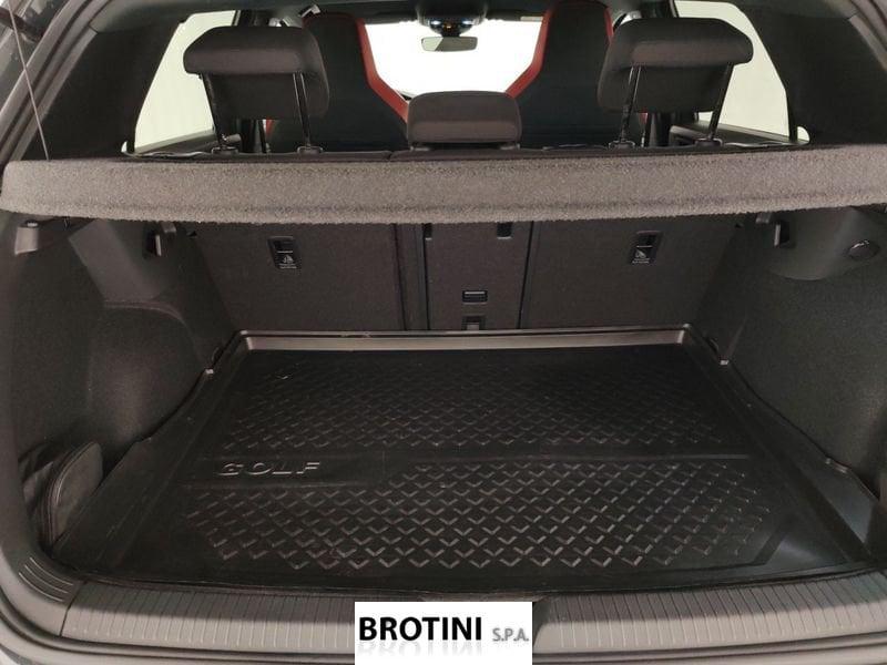 Volkswagen Golf GTI 2.0 TSI GTI