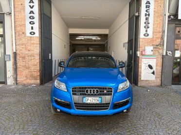 Audi Q7 4.2 V8 TDI quattro tiptronic