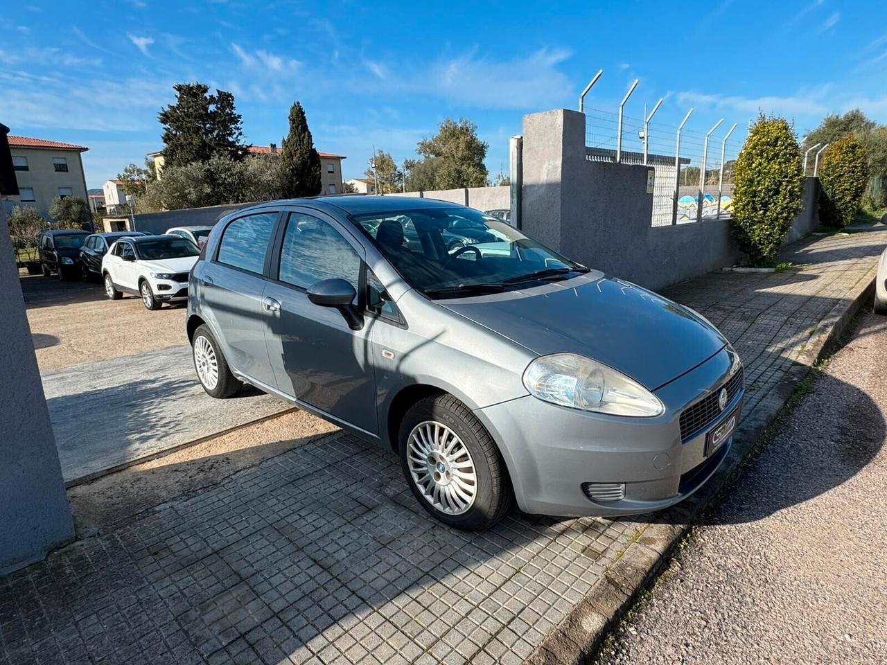 FIAT GRANDE PUNTO - UNICO PROPRIETARIO