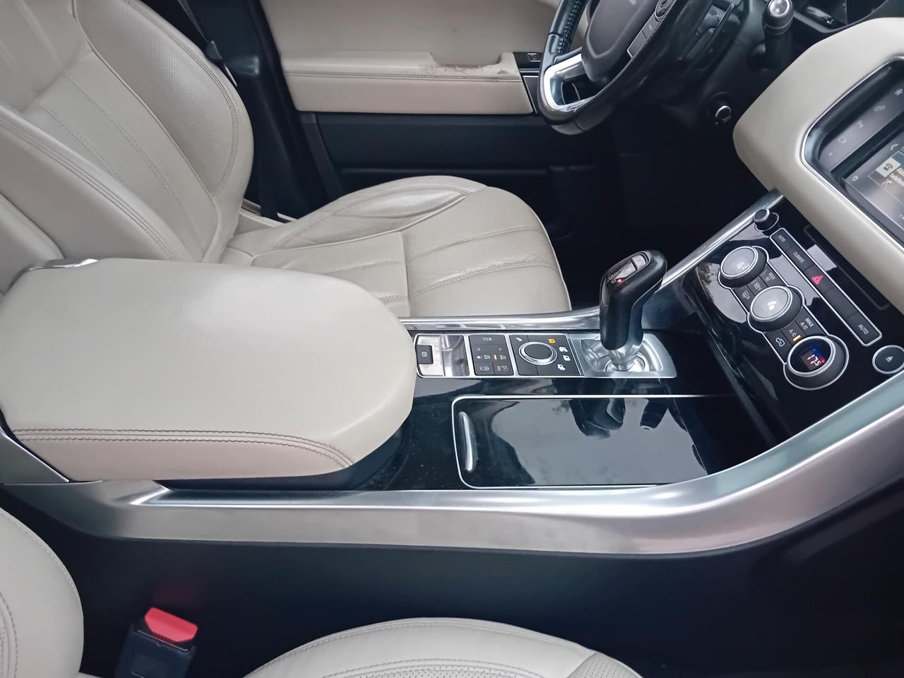 Land Rover Range Sport 3.0 TDV6 HSE Dynamic