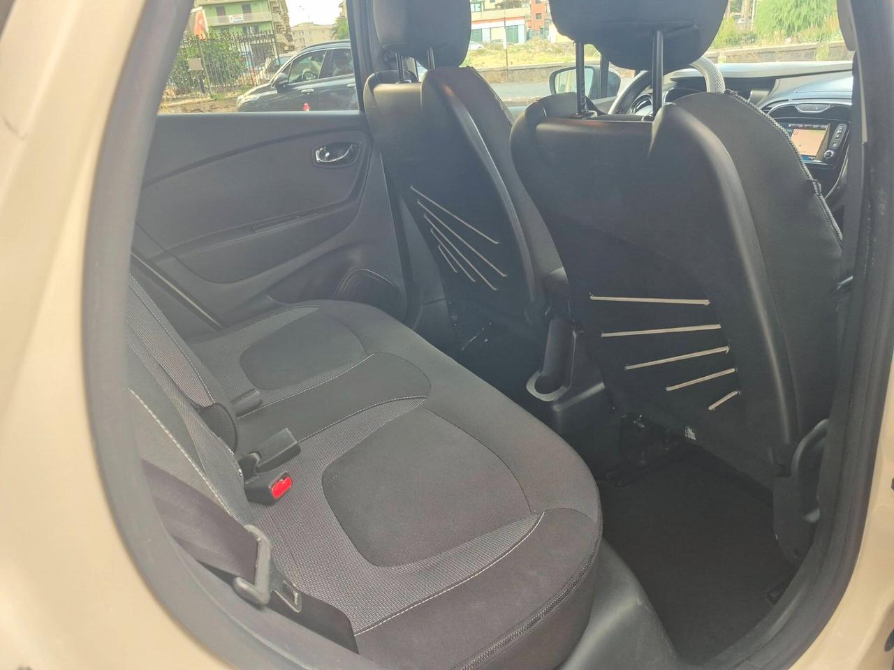 Renault Captur 1.5 dCi 8V 110 CV Start&Stop Iconic