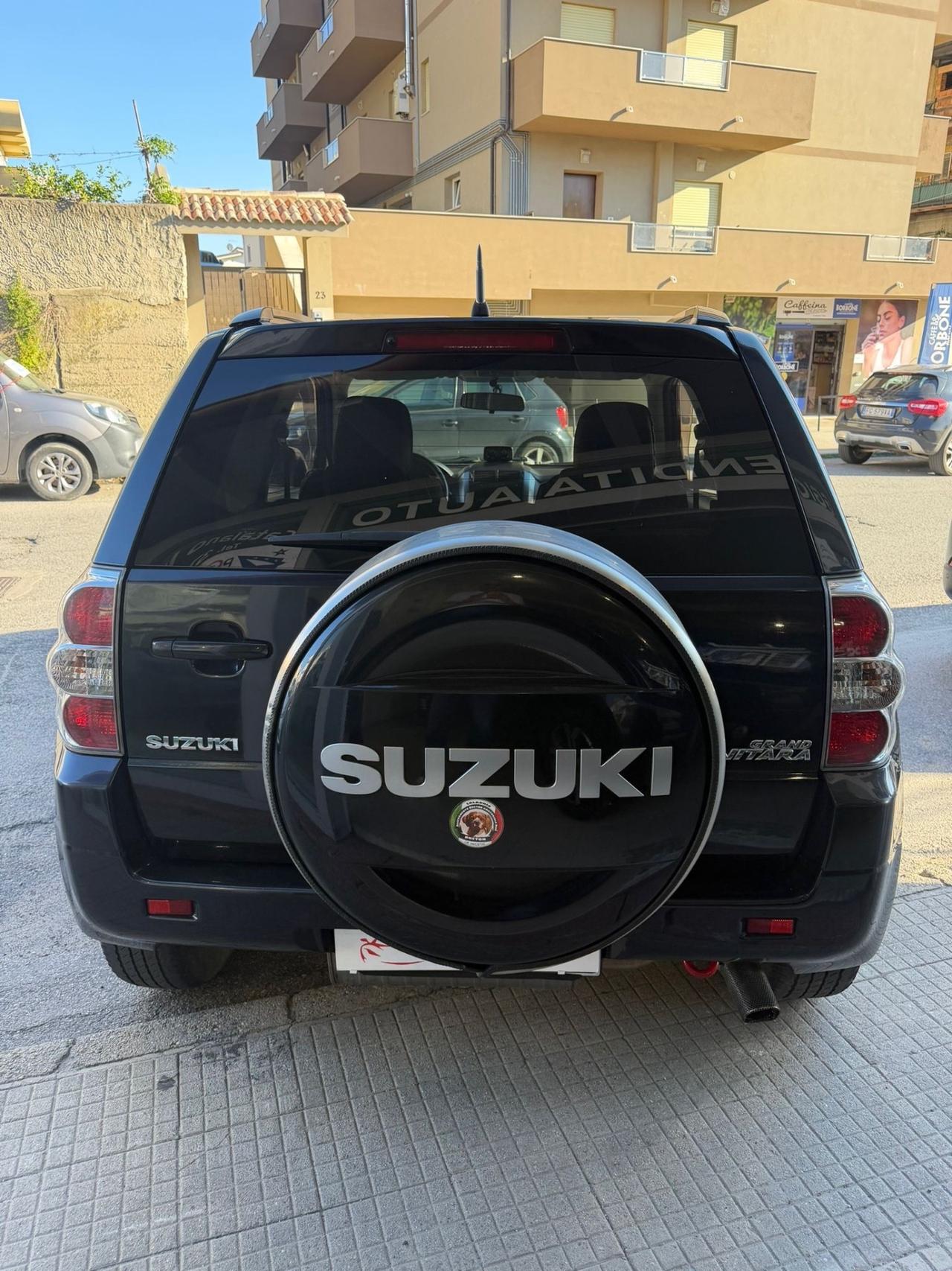 Suzuki Grand Vitara 1.9 DDiS 3p. Special Edition