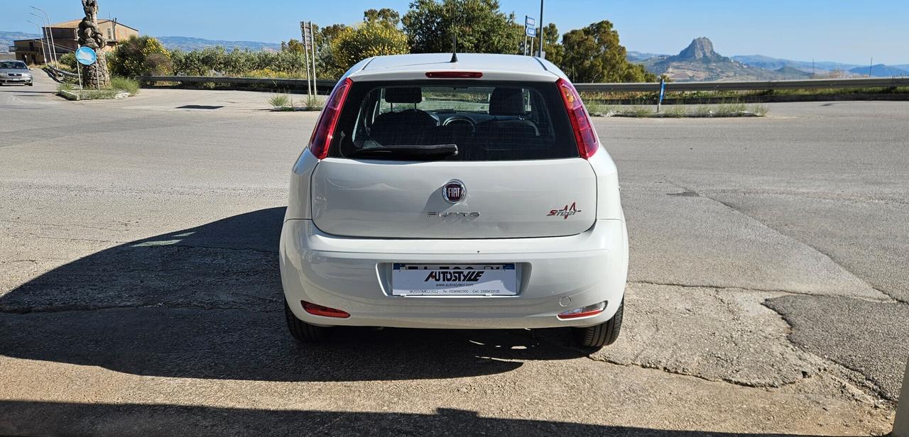 Fiat Punto 1.3 MJT II 75 CV Street