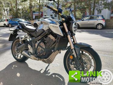 HONDA CB 650 R SOLO 8500KM