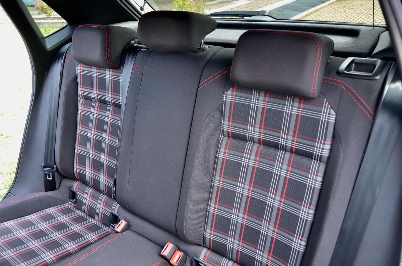 VOLKSWAGEN POLO GTI 5p 2.0 TSI 200cv DSG, UFF ITALIANA, TETTO, EURO 6D, FARI LED, APPLE ANDROID, PERMUTE