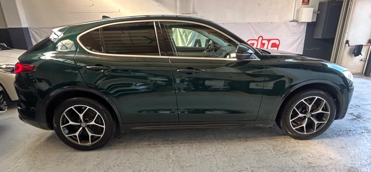 Alfa Romeo Stelvio 2.2 Turbodiesel 190 CV AT8 Q4 Ti