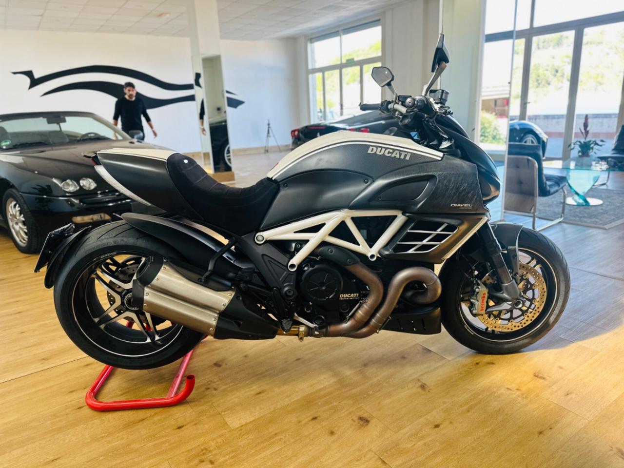 Ducati Diavel Amg edition 0/254