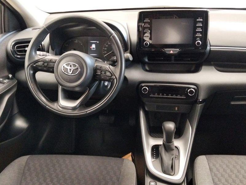 Toyota Yaris Hybrid Active MY22