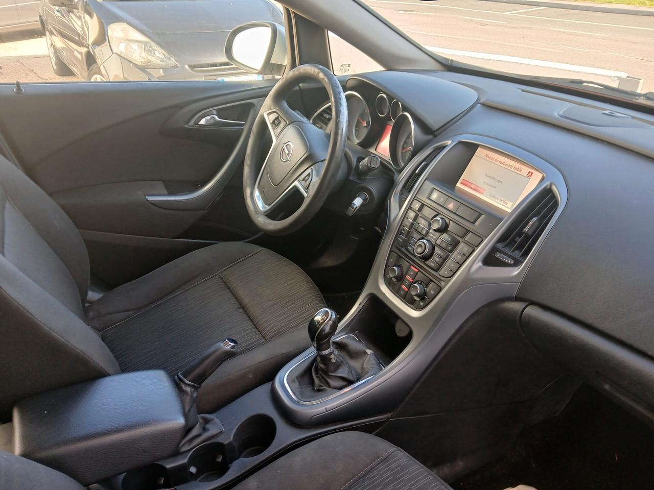 Opel Astra 1.7 CDTI 110CV