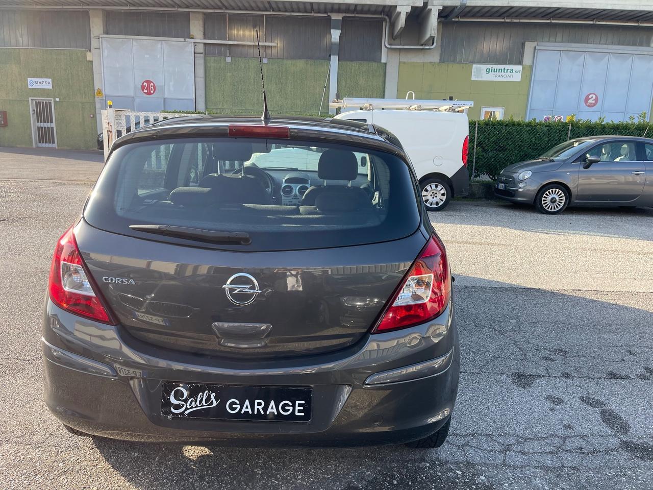 Opel Corsa 1.2 GPL Neopatentati