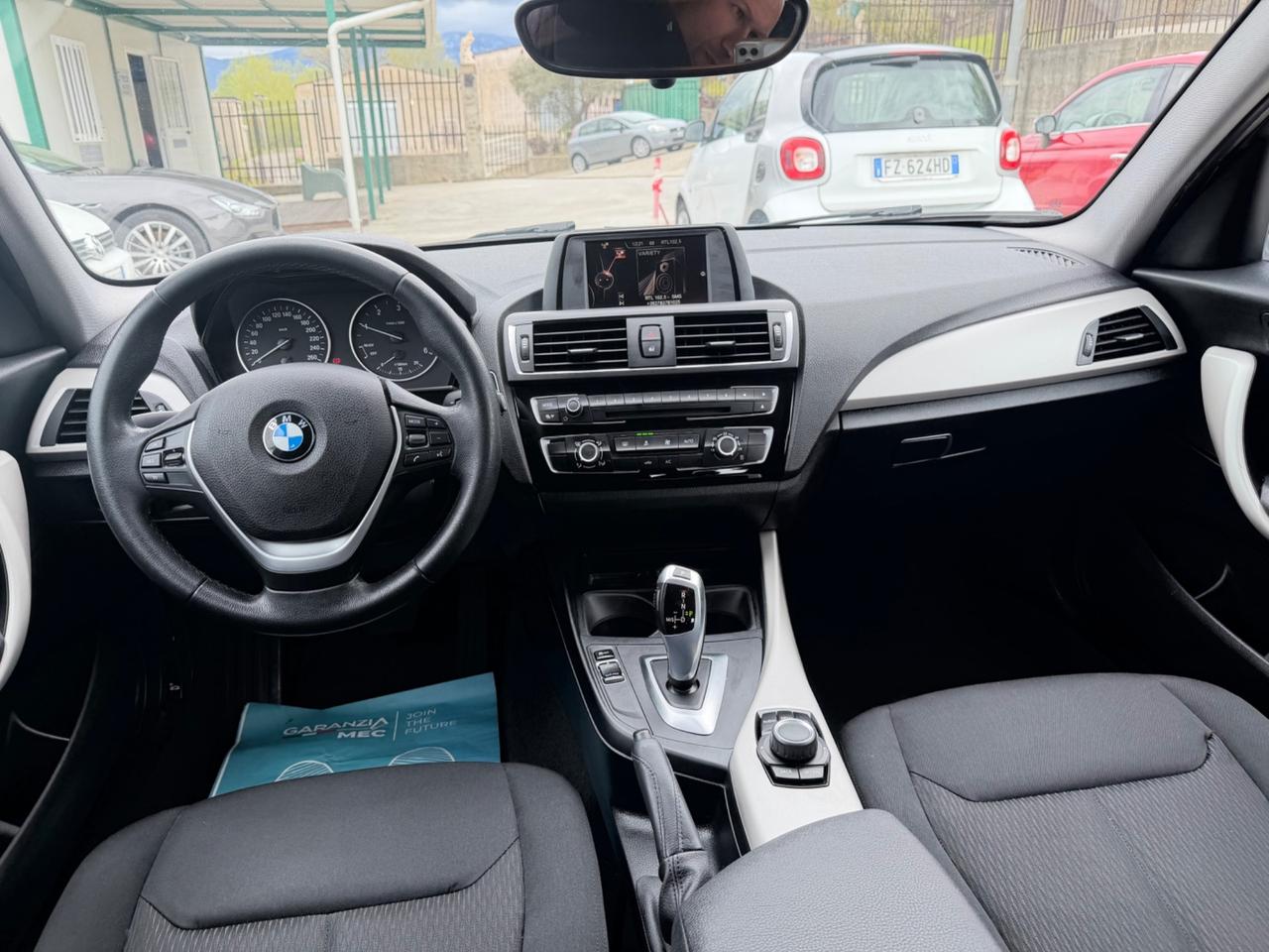 BMW 116d 116CV/URBAN-BUSINESS/2017