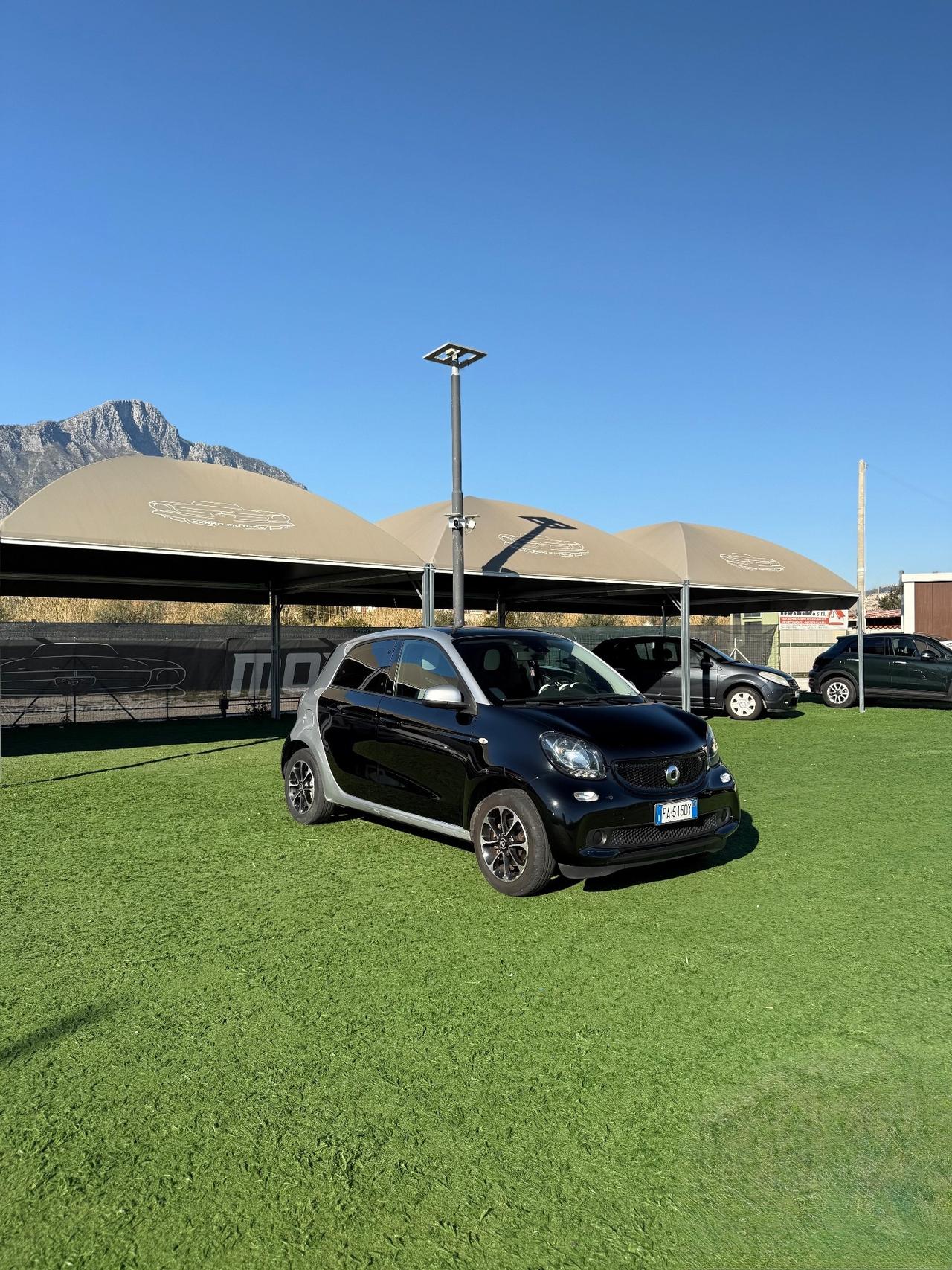 Smart ForFour 70cv 1.0 Passion AUTOMATICA DOPPIO TETTO PANORAMICO