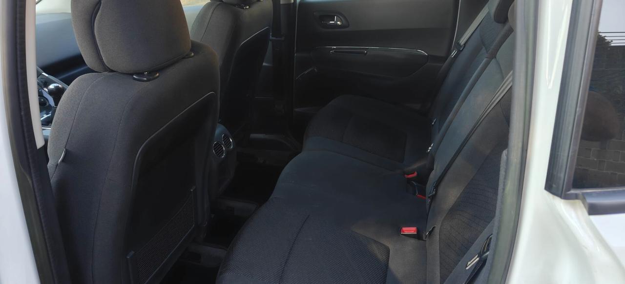 Peugeot 3008 1.6 VTi 120CV Cerchi Sensori kM 99000!