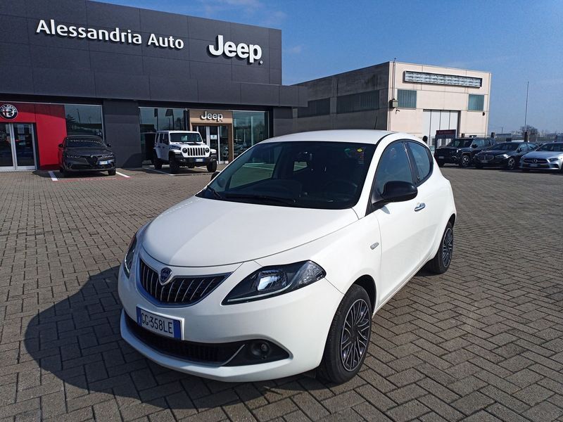 Lancia Ypsilon 1.0 FireFly 5 porte S&amp;S Hybrid Gold