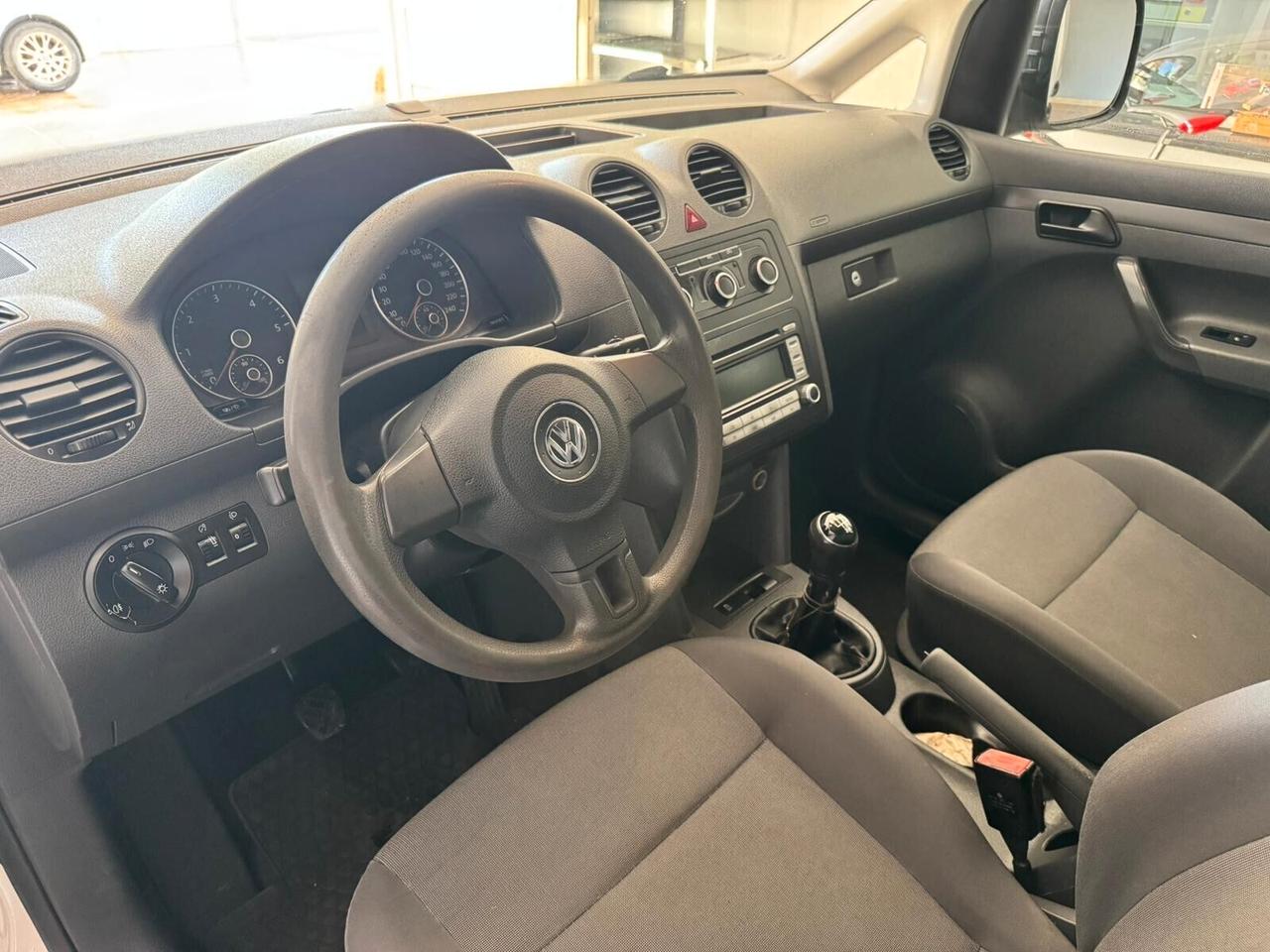 Volkswagen Caddy GANCIO TRAINO E CARRELLO
