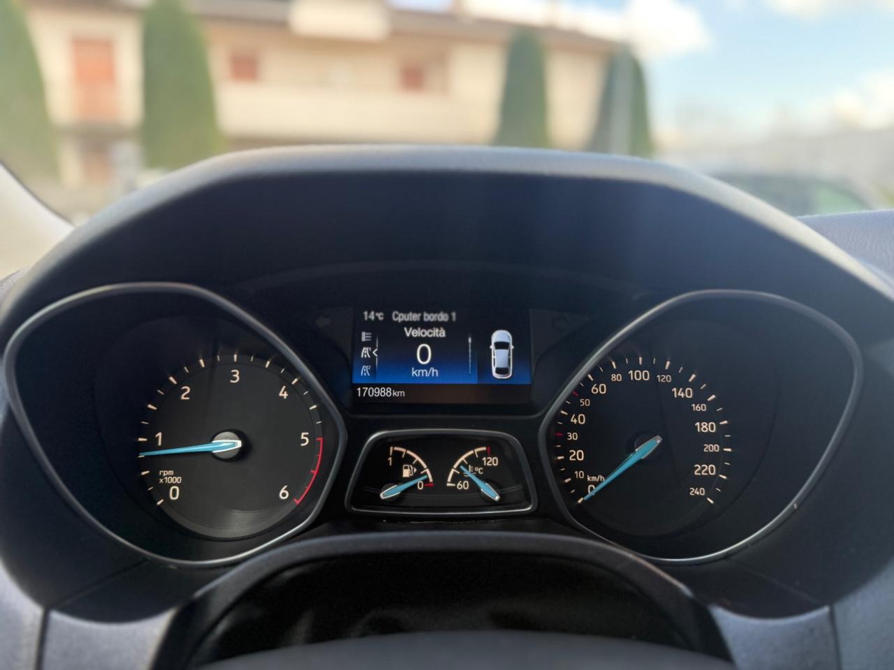 Ford Focus 1.5 TDCi TITANIUM NEOPAT. 2015 EURO 6