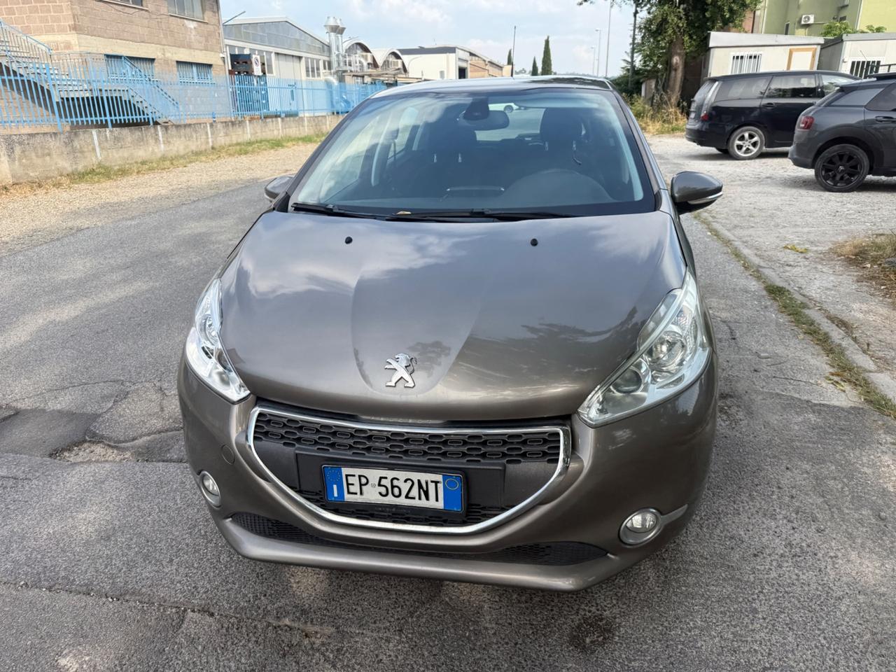 Peugeot 208 1.2 VTi 82 CV 5 porte Allure