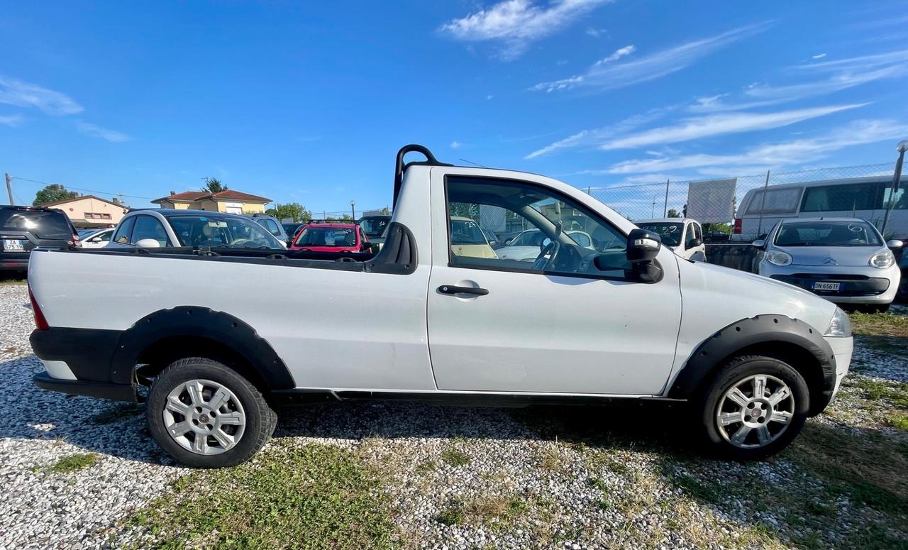 Fiat Strada 1.3 MJT 95CV Pick-up Trekking