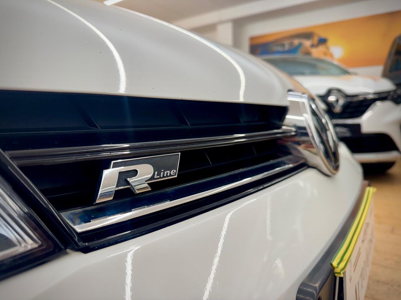Volkswagen Golf R-LINE SPORT 150 CV