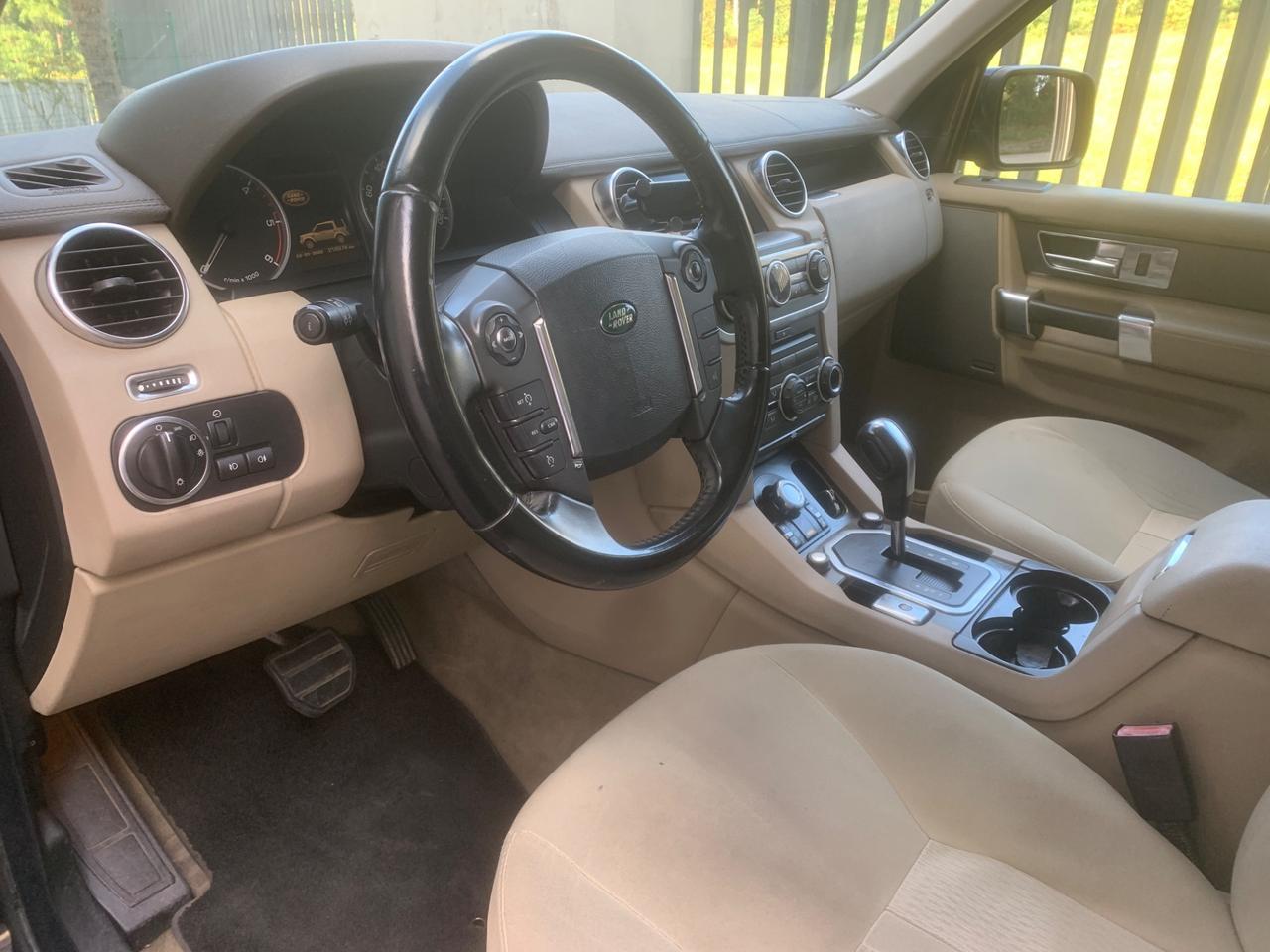 Land Rover Discovery 4 3.0 SDV6 255CV SE