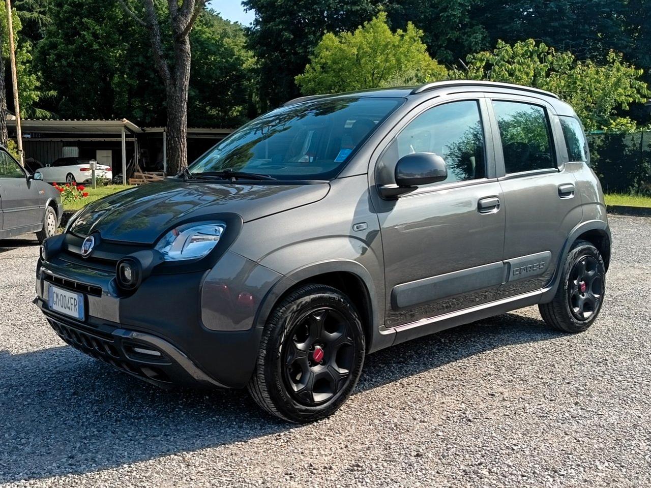 FIAT PANDA CROSS 1.0 HYBRID