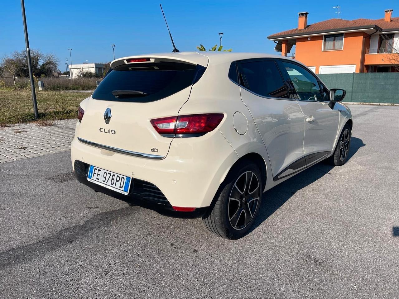 Renault Clio dCi 8V 75 CV Start&Stop 5 porte Energy Intens