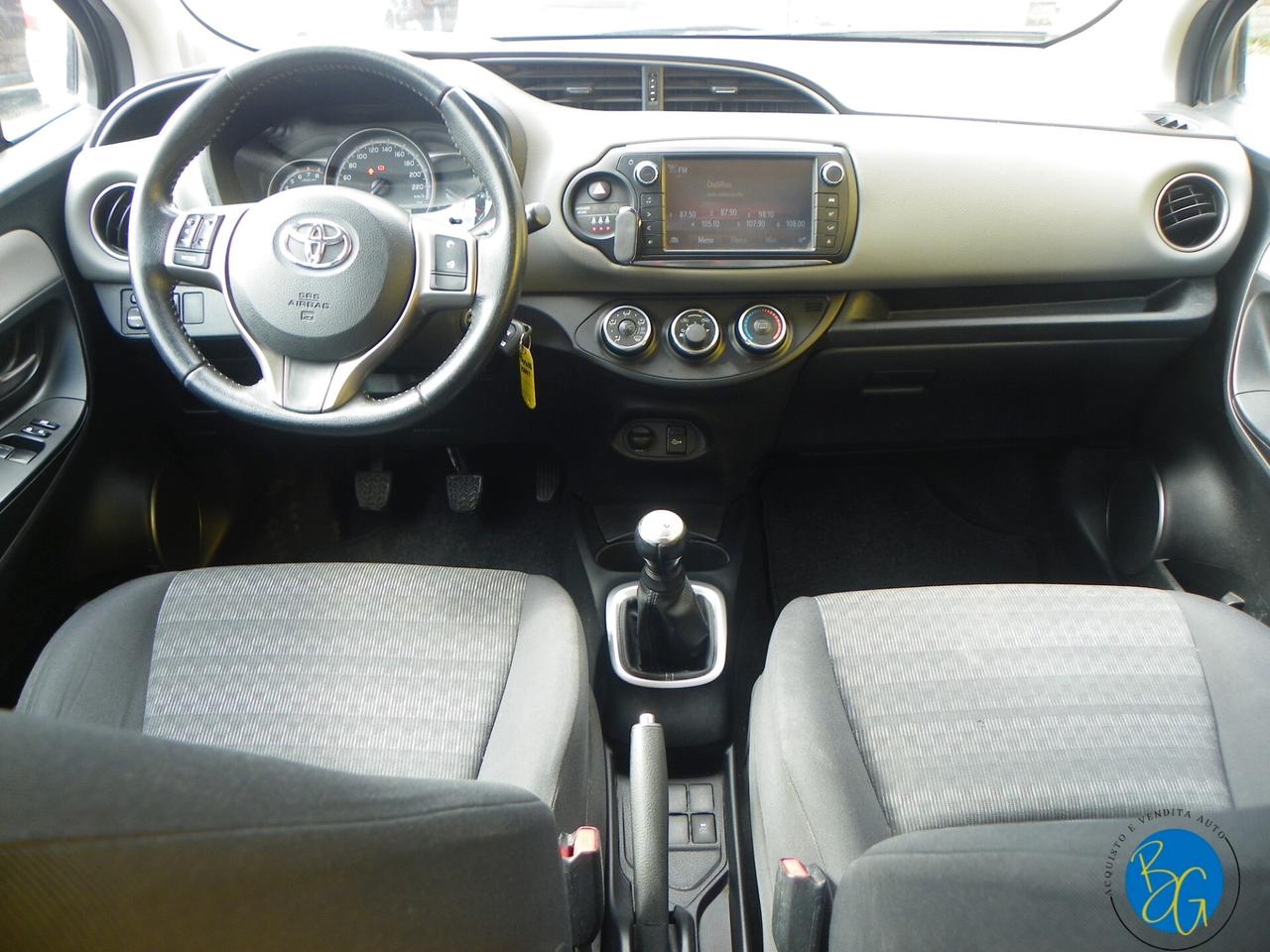 Toyota Yaris 1.0 5 porte