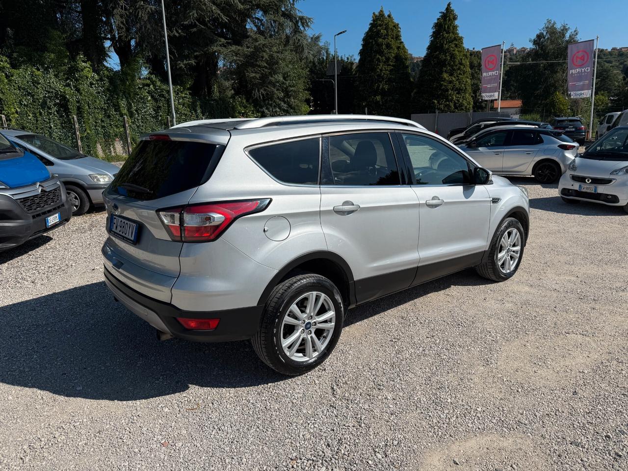 Ford Kuga 1.5 TDCI 120 CV S&S 2WD Business