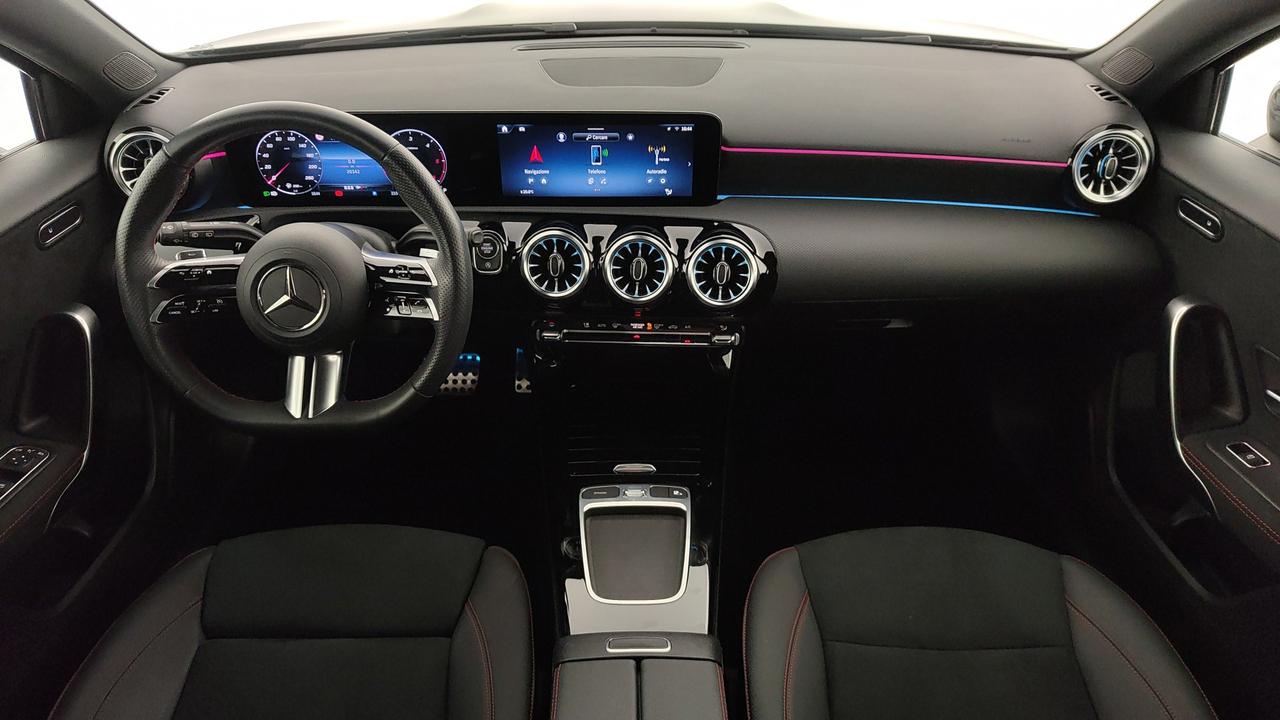 Mercedes-Benz A 180 d Premium auto