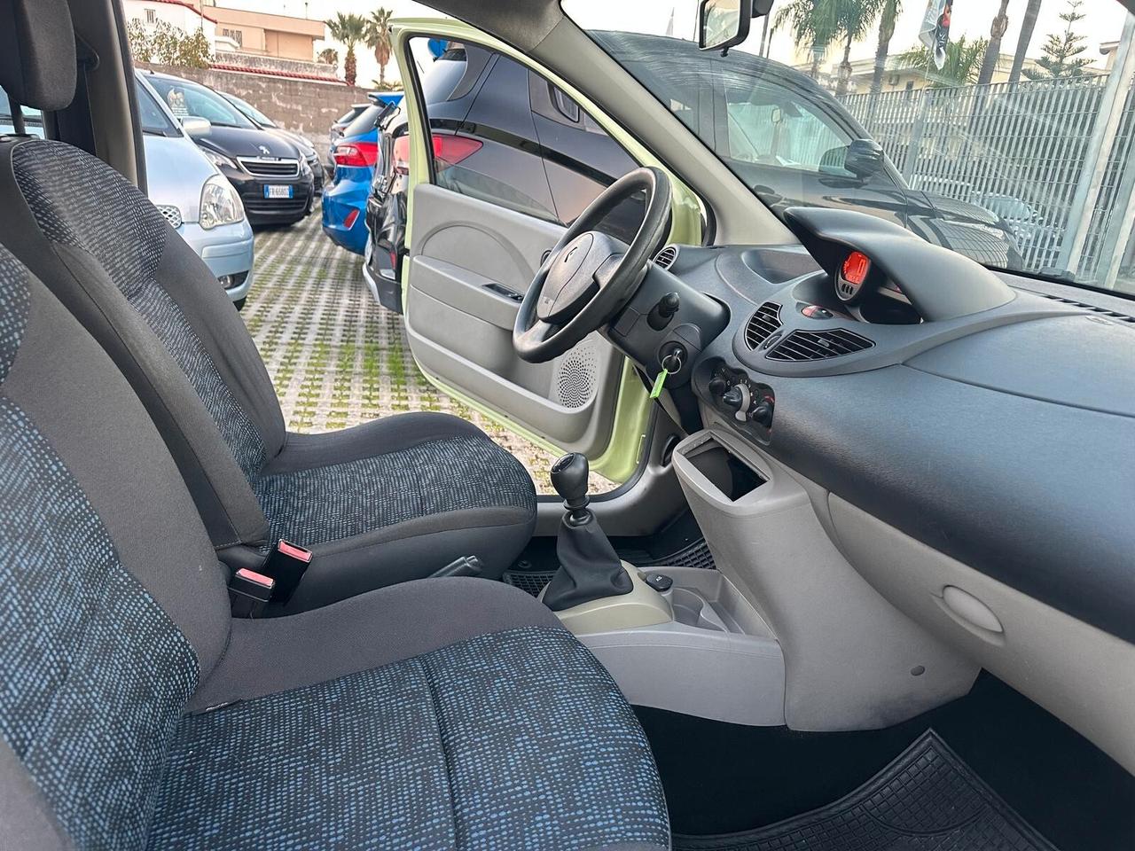 Renault Twingo 1.2 8V Dynamique-04/2008