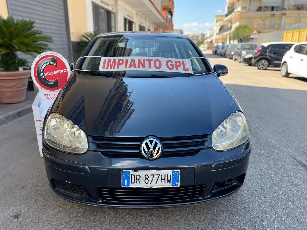 Volkswagen Golf 1.6 Benzina/Gpl Anno 2009