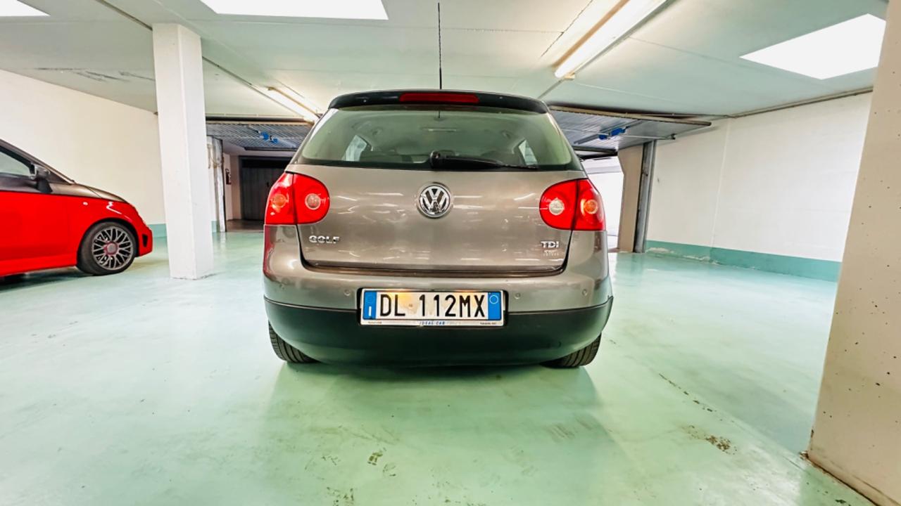 Volkswagen Golf 1.9 TDI Sportline.anche per neopatentati